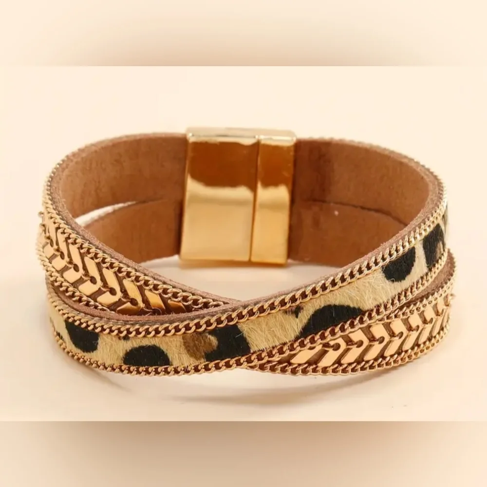 NEW Animal Print Leopard Cheetah Print Gold-Tone‎ Magnetic Bracelet-(#0261)
